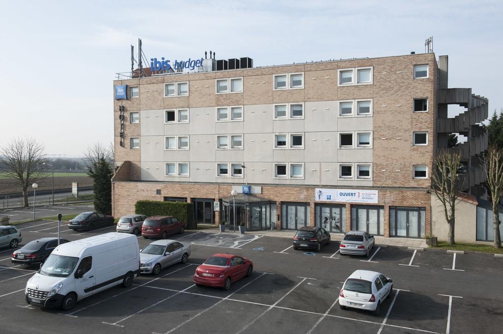 Ibis Budget Goussainville Charles De Gaulle Buitenkant foto