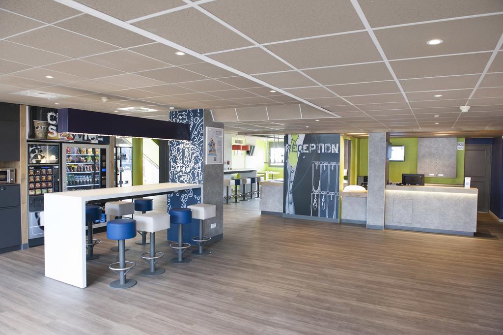 Ibis Budget Goussainville Charles De Gaulle Buitenkant foto